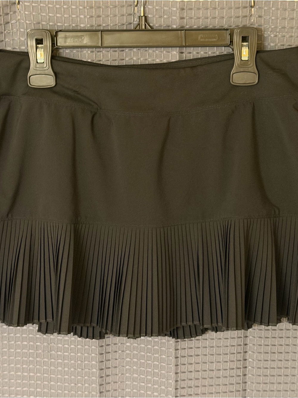 Mondetta Black Pleated-Hem Mini Skirt